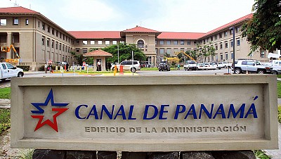Panamá prevé crecer un 5% en la próxima década por el nuevo Canal