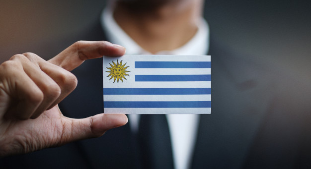 Los costos de reestructurar deuda “a la uruguaya”