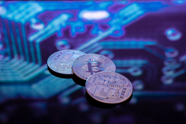 Dólar cripto y cambios en red Ethereum alimentan la incertidumbre del mercado